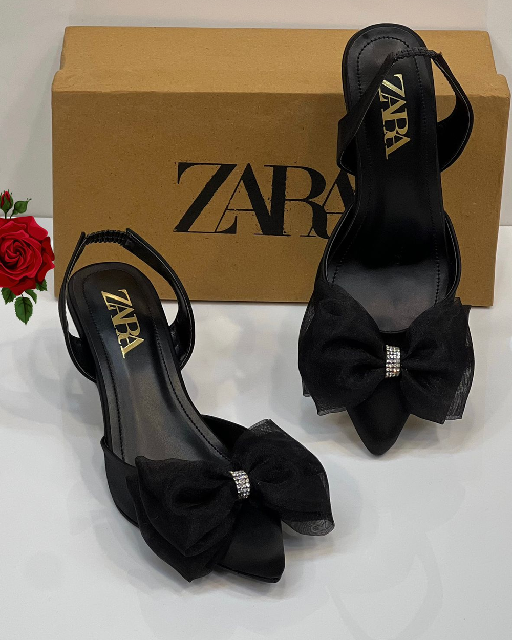 Velona Bow Tissue Heel (Black)