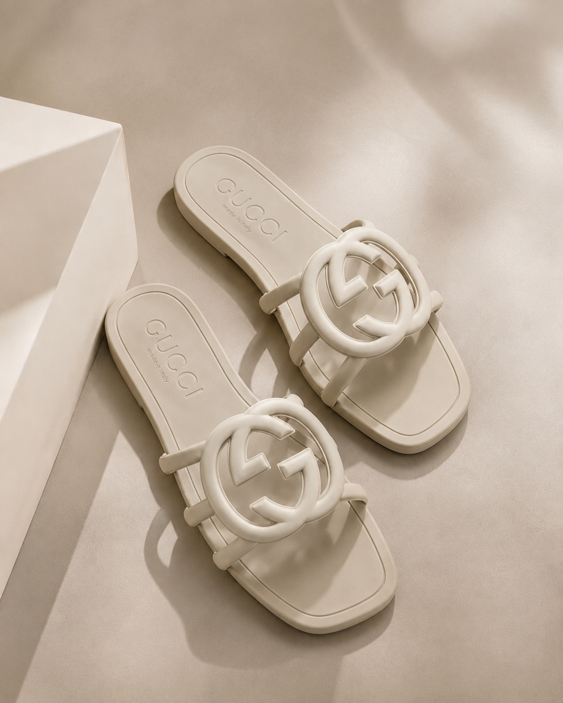 GC INTERLOCKING SLIDES-OFFWHITE